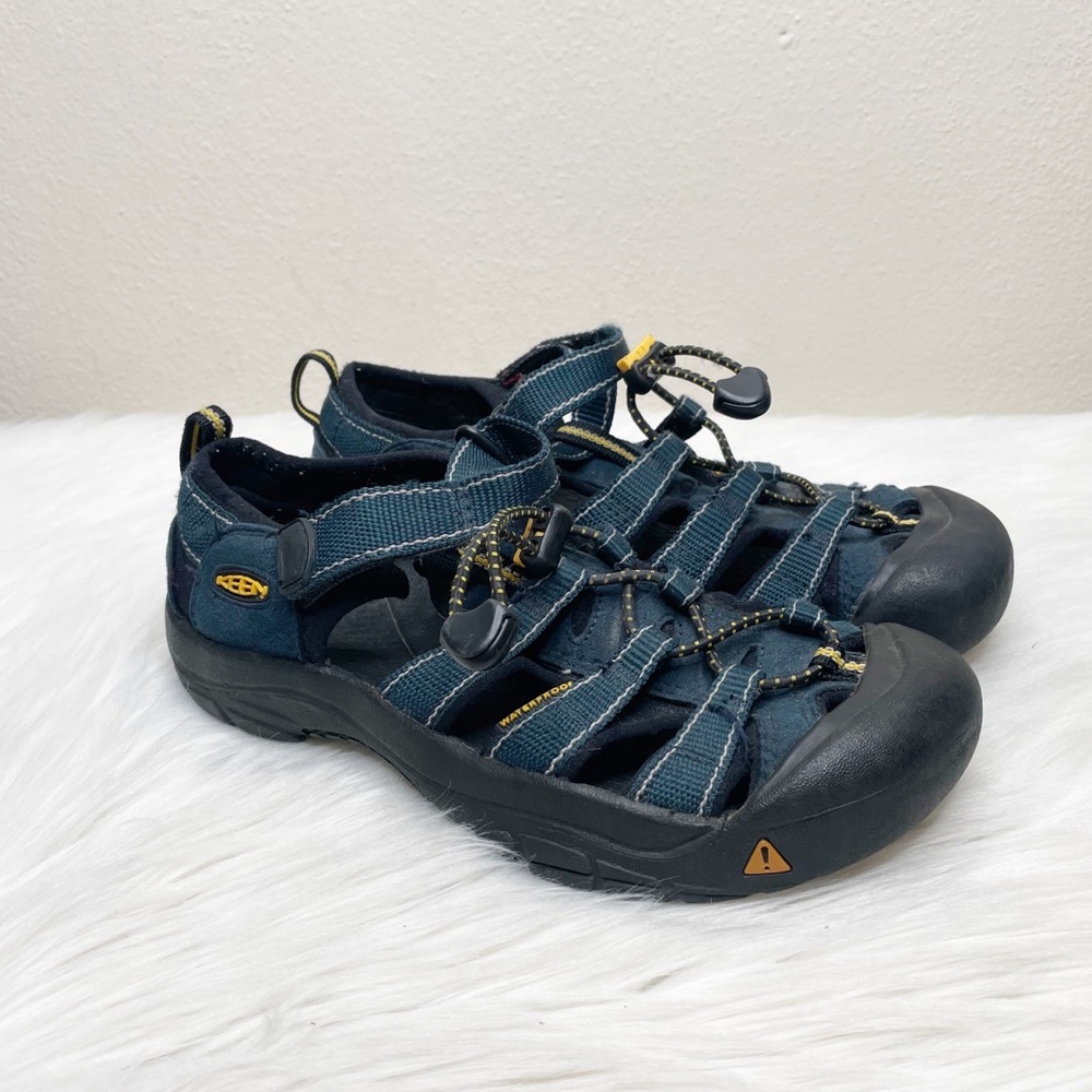 Keen Newport H2 Waterproof Blue Sandals Size 6